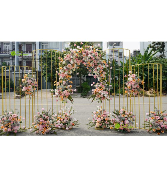 cổng hoa backgroud tone hồng nâu đất 