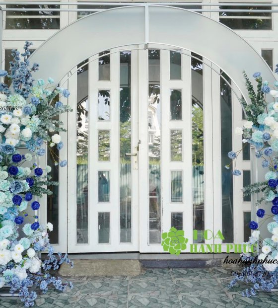 cổng hoa tông xanh dương h1